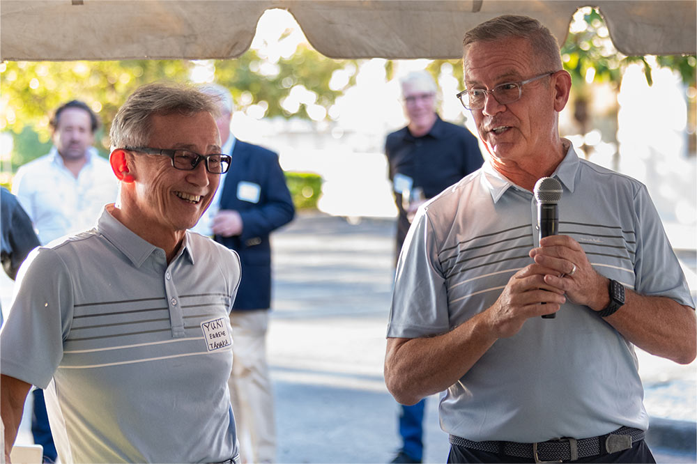 Yukiyoshi Tanaka (left) and Ken Ingram address the crowd eager to Create Their Future in Print!